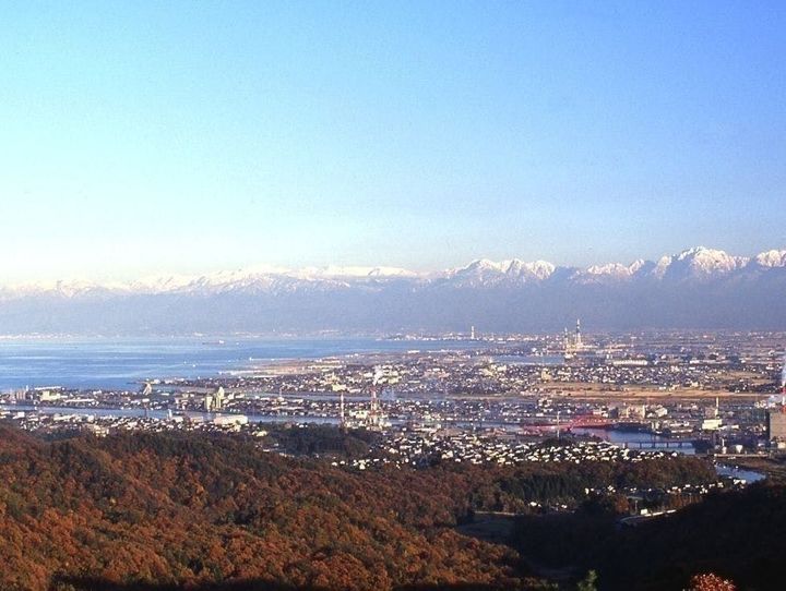高岡市