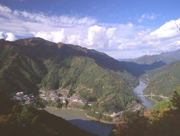 豊根村