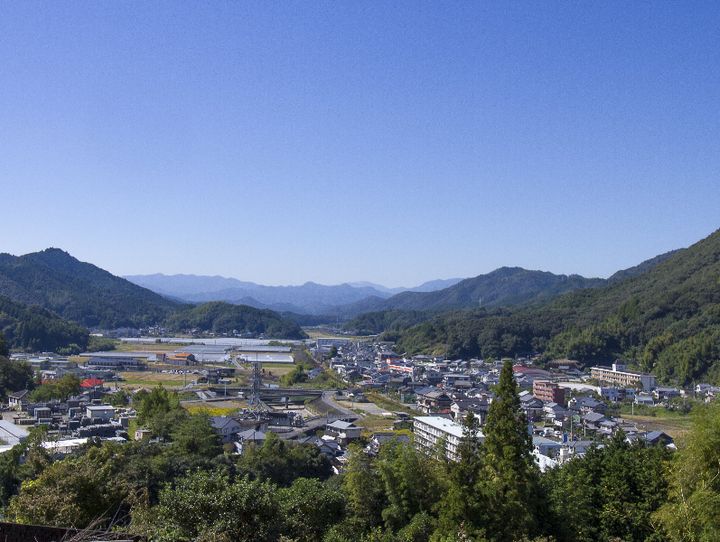 日高村