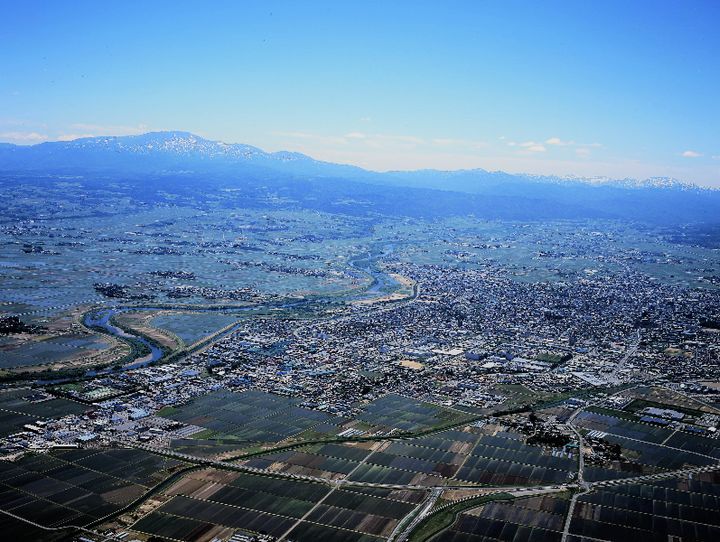 鶴岡市