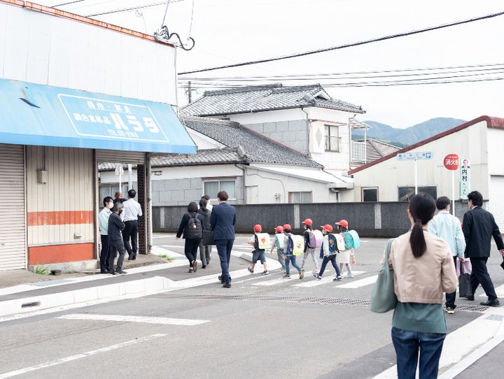 三股町
