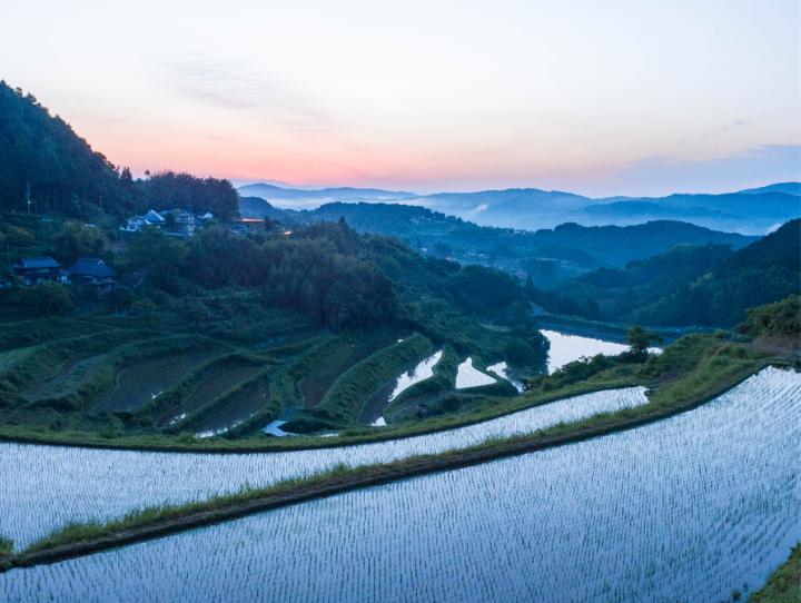 久米南町