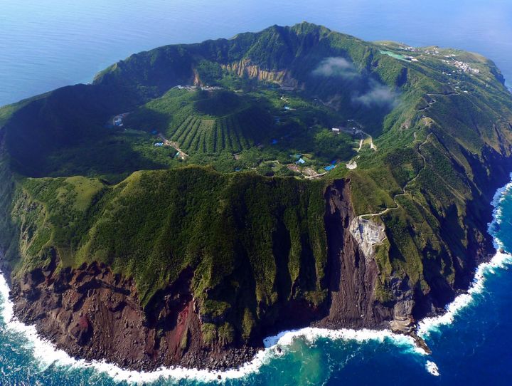 青ヶ島村